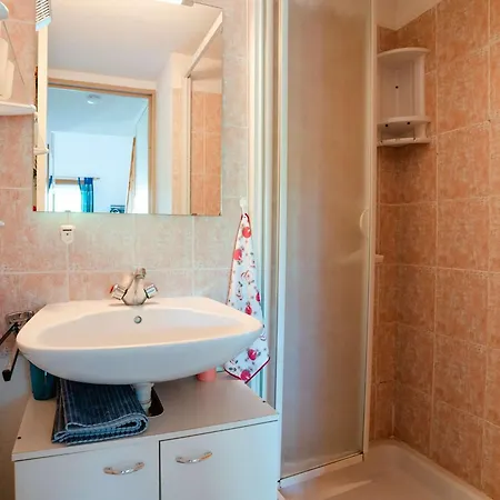 Villa Pavillon T2 Avec Mezzanine Et Parking Privatif A - Fr-1-409-269 Gruissan